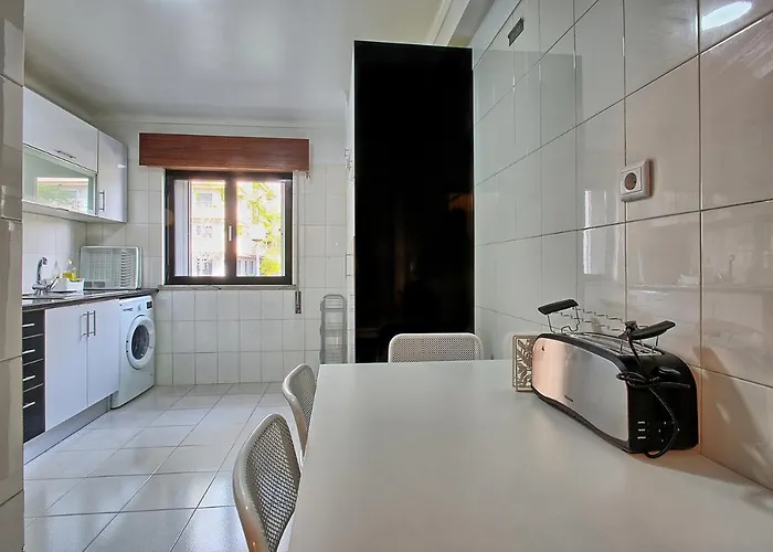 Apartment Garden Cristo Rei *